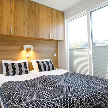 Golden & Курортный комплекс Лазы