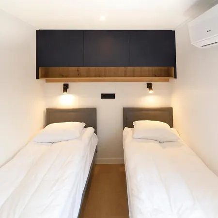 Golden & Ośrodek wypoczynkowy 3*