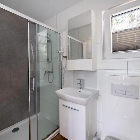 Golden & Курортный комплекс 3*