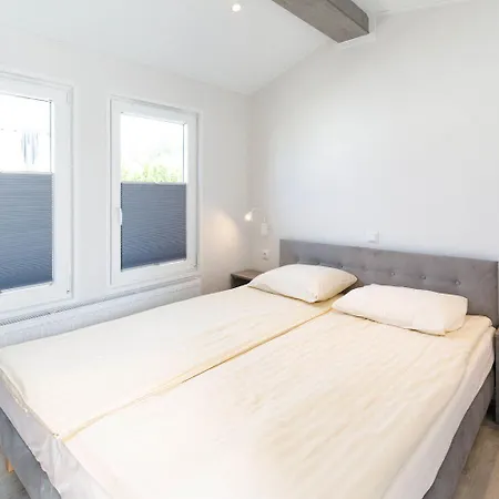 Курортный комплекс Golden & Лазы