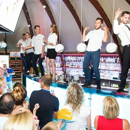 Golden & Курортный комплекс 3*