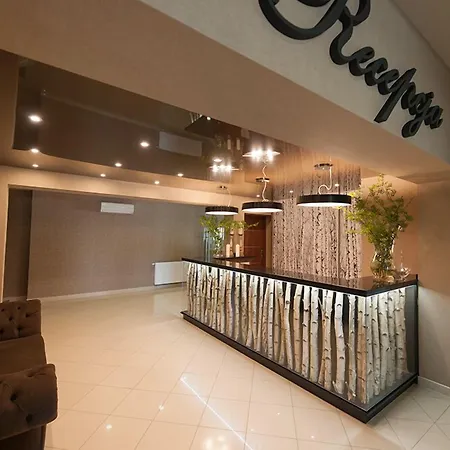 Курортный комплекс Golden & 3*