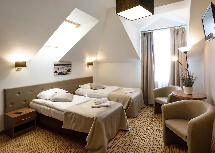 Golden & Resort Lazy (West Pomeranian)